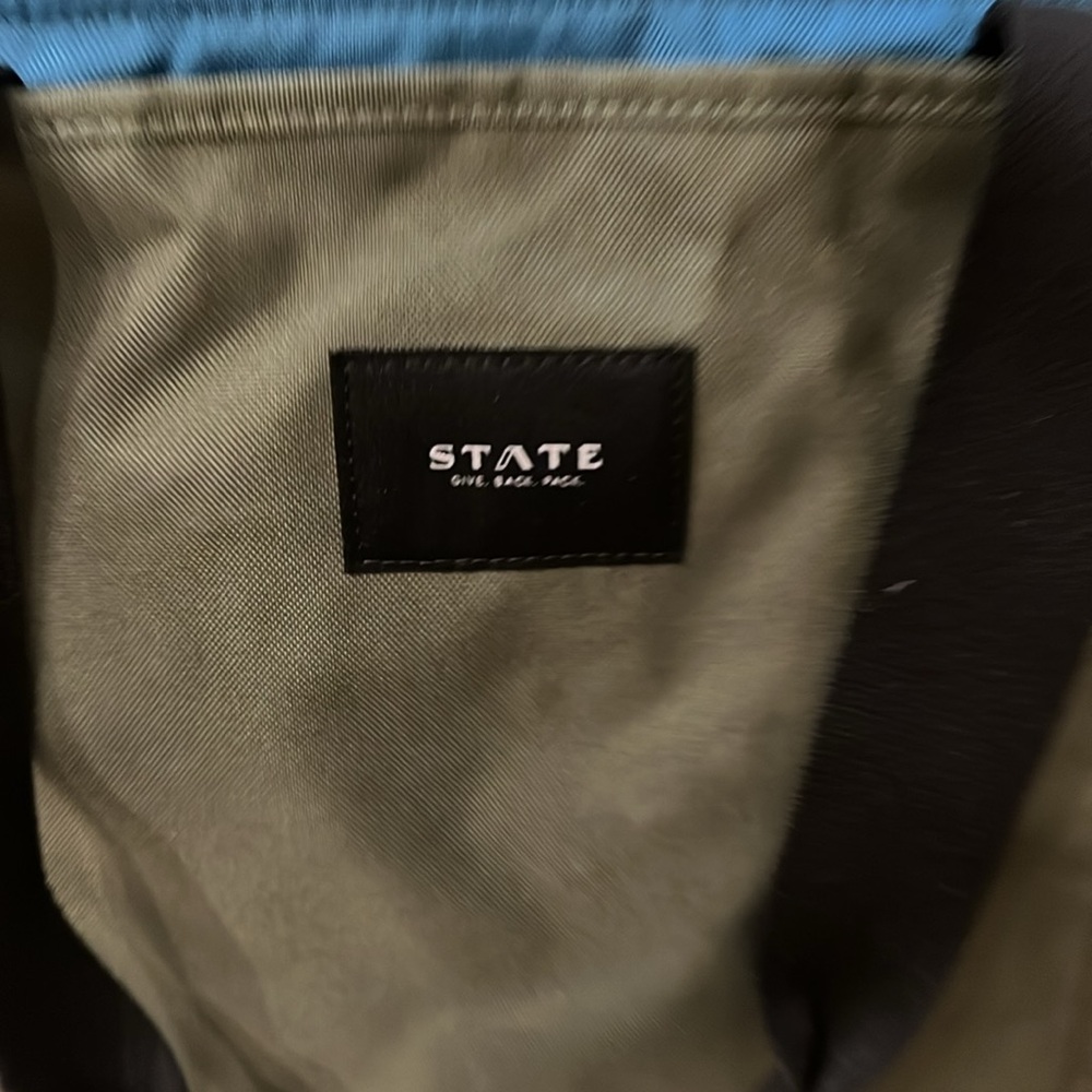 Diaper bag . State . New with tags - Picture 2 of 13